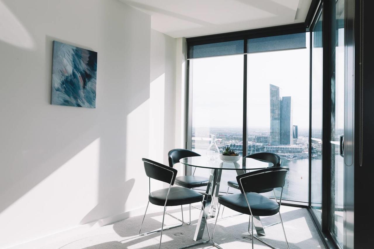 Experience Waterfront Luxury With Views Apartment Melbourne Exterior foto