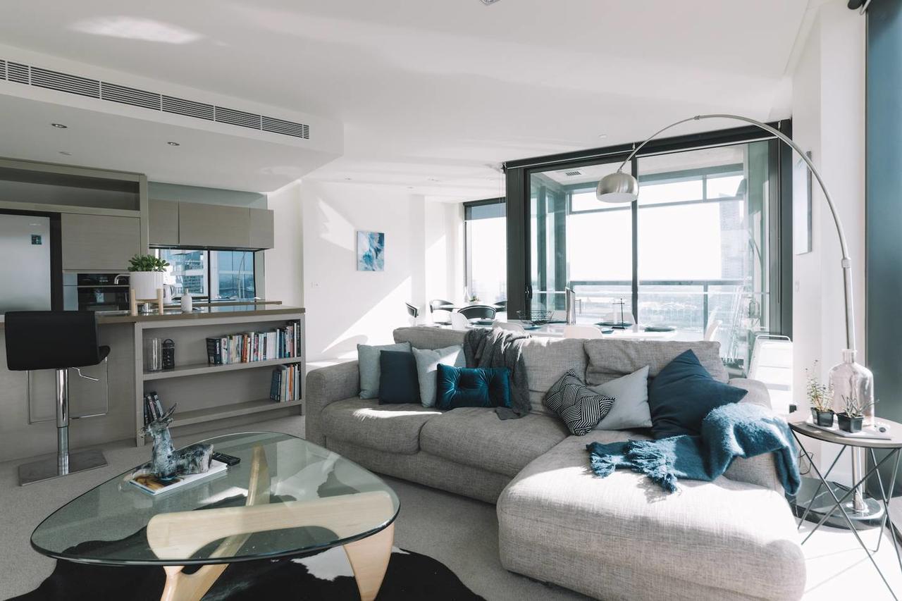 Experience Waterfront Luxury With Views Apartment Melbourne Exterior foto